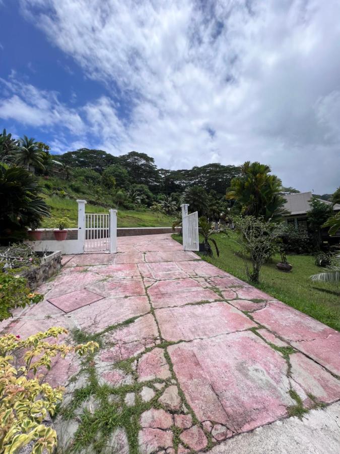 Rupe Rupe Lodge Uturoa Exterior photo